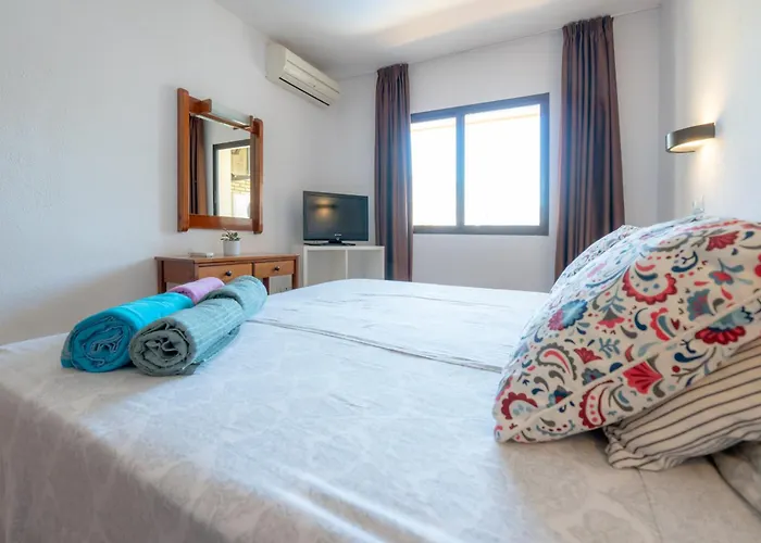 Apartment Ronda Iv - Location *