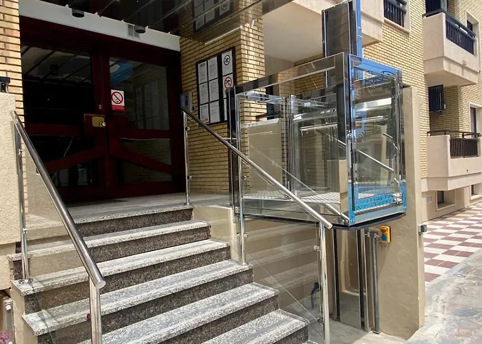 Ronda Iv - Location アパート フエンヒロラ